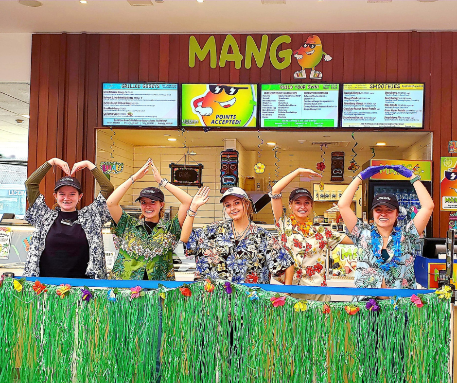 Hawaiian Day at Mango